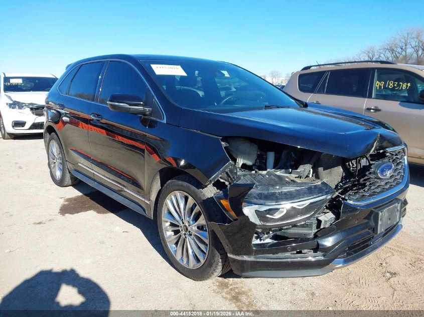 2020 Ford Edge Titanium