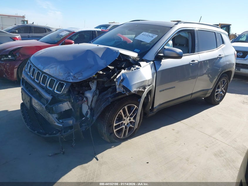 VIN 3C4NJCBB5JT494346 2018 JEEP COMPASS SUN AND WHEEL FWD