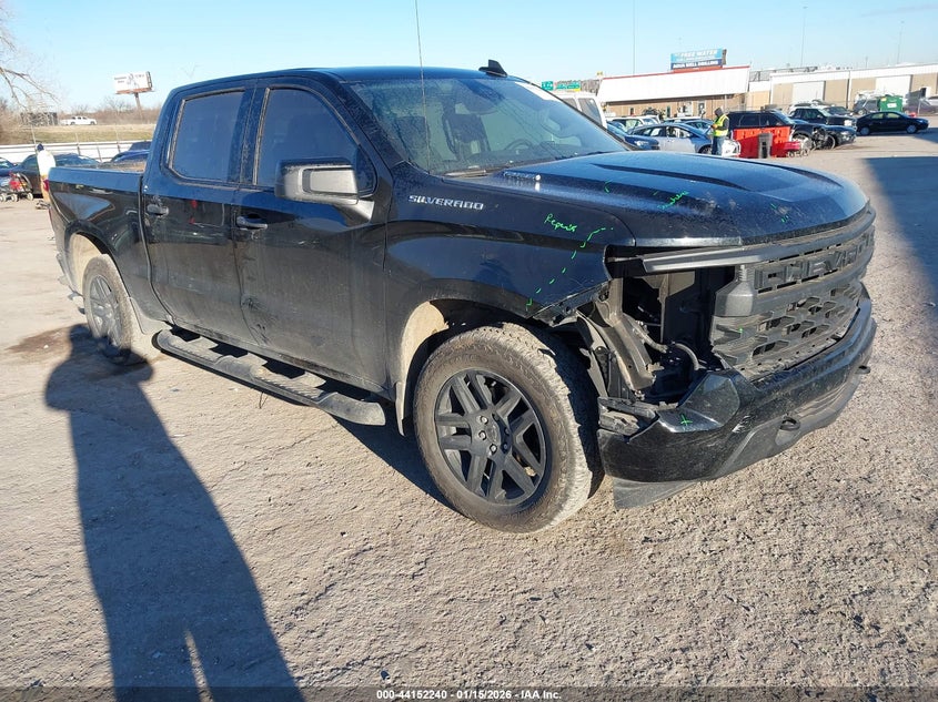 2025 Chevrolet Silverado C1500 Custom