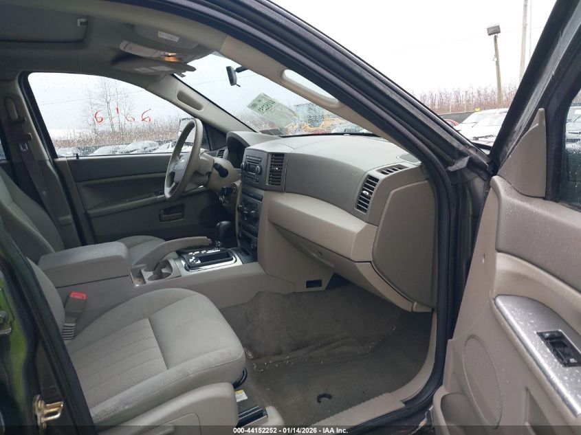 2006 Jeep Grand Cherokee Laredo