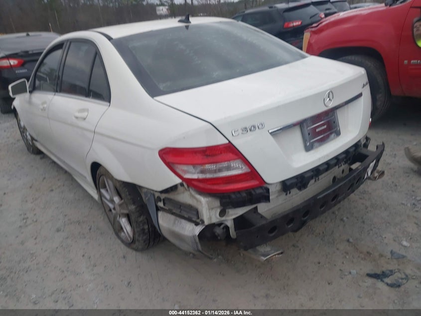 2011 Mercedes-Benz C 300 Luxury 4Matic/Sport 4Matic