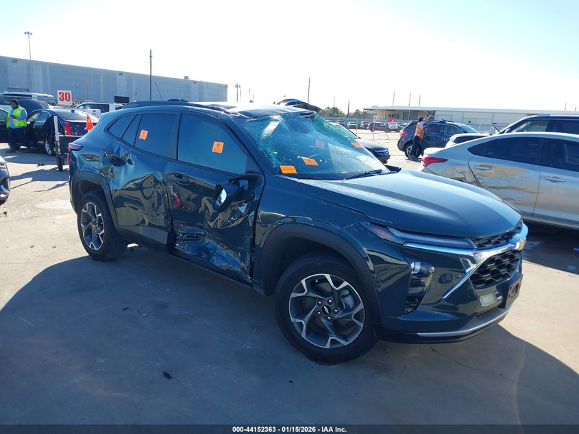 2025 Chevrolet Trax Fwd Lt