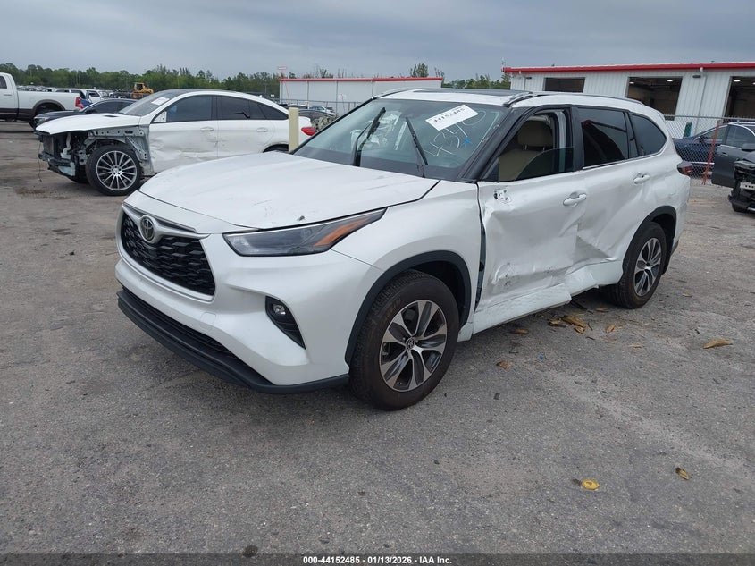 2024 Toyota Highlander Xle