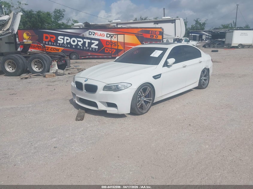 Vin: wbsfv9c52dc773699, lot: 44648528, bmw m5 20132