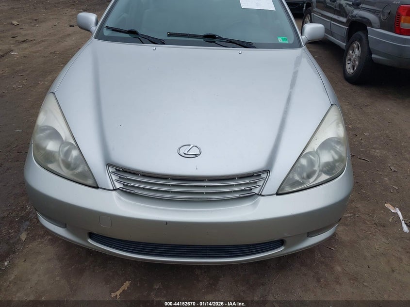 2002 Lexus Es 300 VIN: JTHBF30G025011039 Lot: 44152670