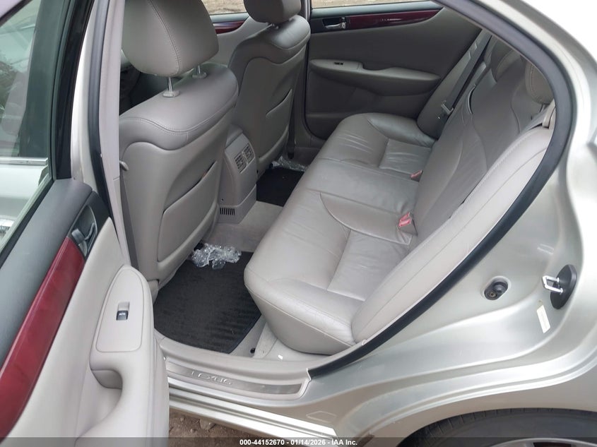 2002 Lexus Es 300 VIN: JTHBF30G025011039 Lot: 44152670