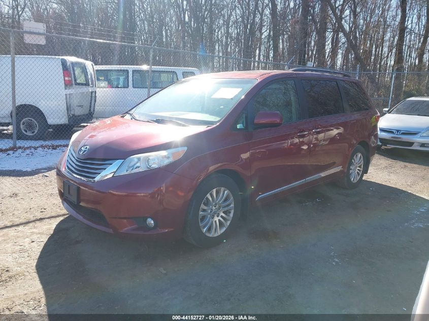 2015 Toyota Sienna Xle 8 Passenger