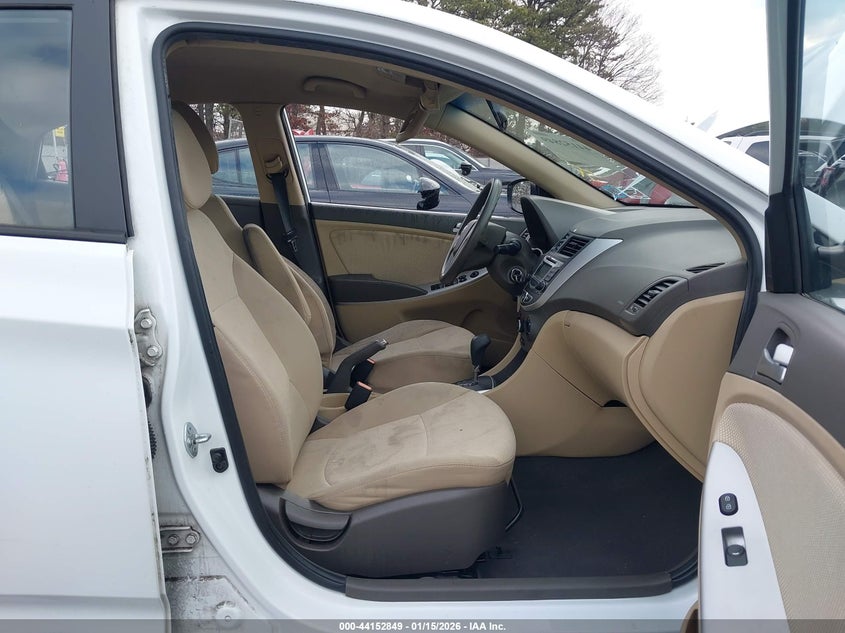 2013 Hyundai Accent Gls