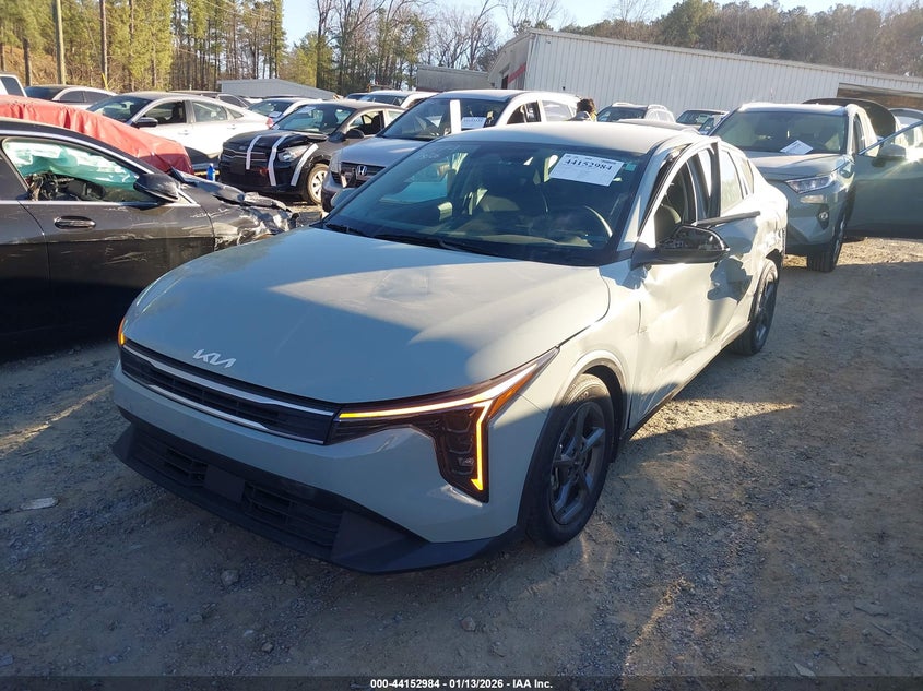 2025 Kia K4 Lxs