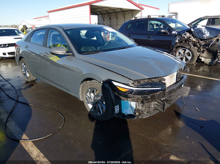 2024 Hyundai Elantra