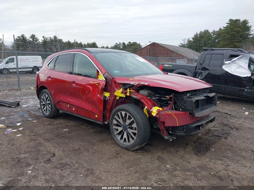 2020 Ford Escape Titanium