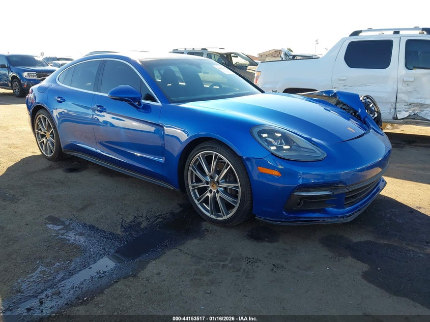 2018 PORSCHE PANAMERA