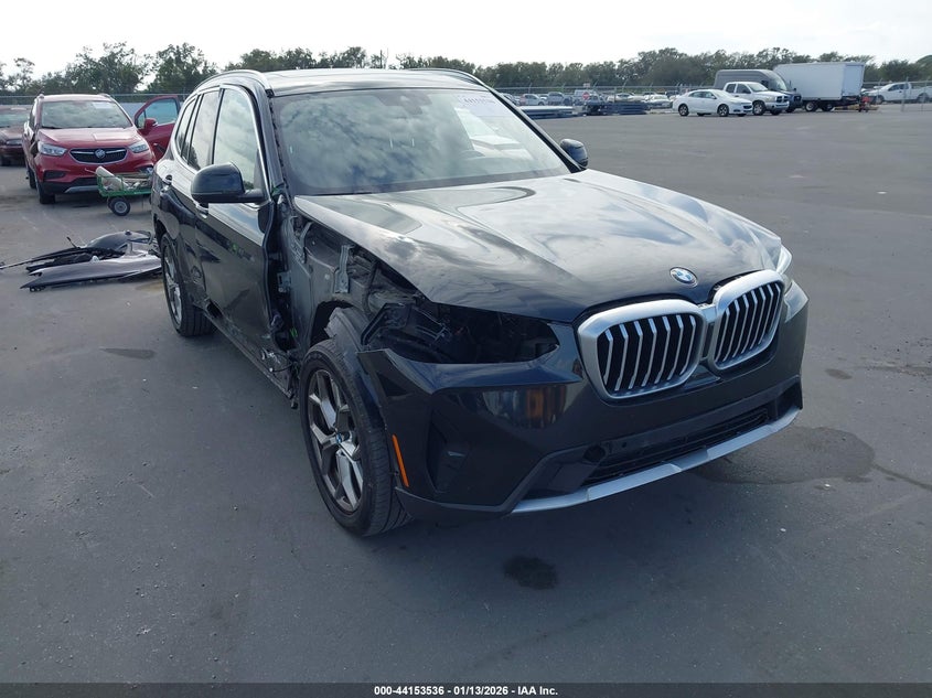 2023 BMW X3 xDrive30I