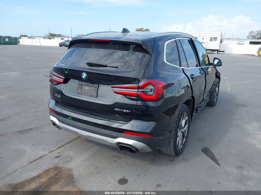 2023 BMW X3 xDrive30I