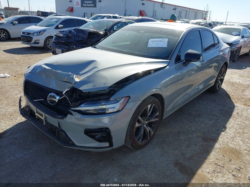 Vin: 7jrl12fj0sg362525, lot: 44649736, volvo s60 b5 core 20252