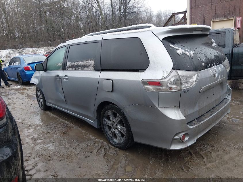 2012 Toyota Sienna Se 8 Passenger