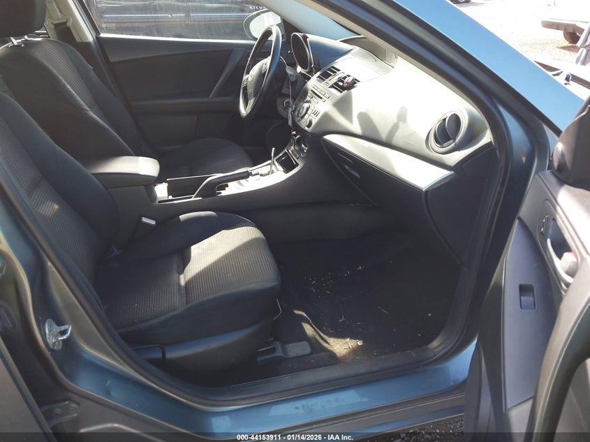 2013 Mazda Mazda3 I Sport