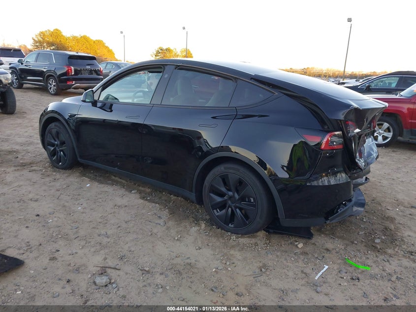 2025 Tesla Model Y Long Range Dual Motor All-Wheel Drive