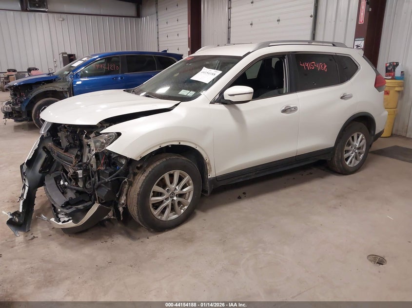 2017 Nissan Rogue Sv