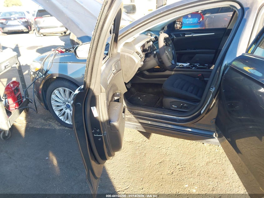 2015 Ford Fusion Hybrid Se