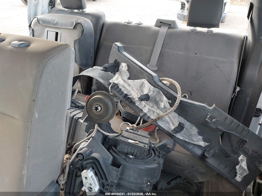 VIN 1FD8W3F62JEC08735 2018 FORD F-350 CHASSIS