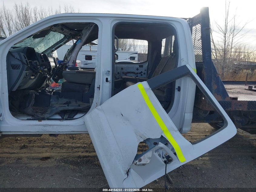 VIN 1FD8W3F69HEC90506 2017 FORD F-350 CHASSIS