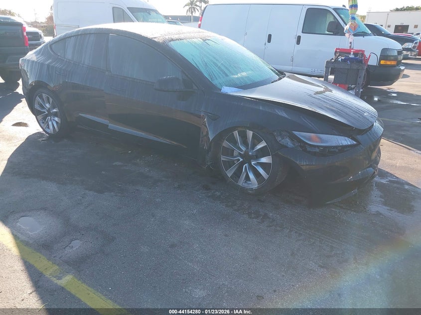 2025 Tesla Model 3 Long Range Rear-Wheel Drive/Standard Rear-Wheel Drive