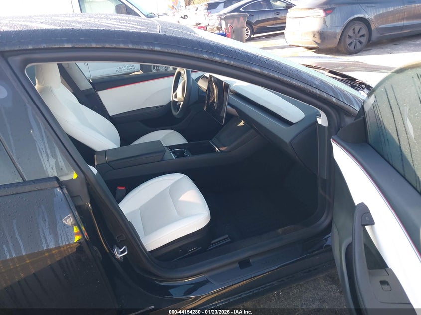 2025 Tesla Model 3 Long Range Rear-Wheel Drive/Standard Rear-Wheel Drive