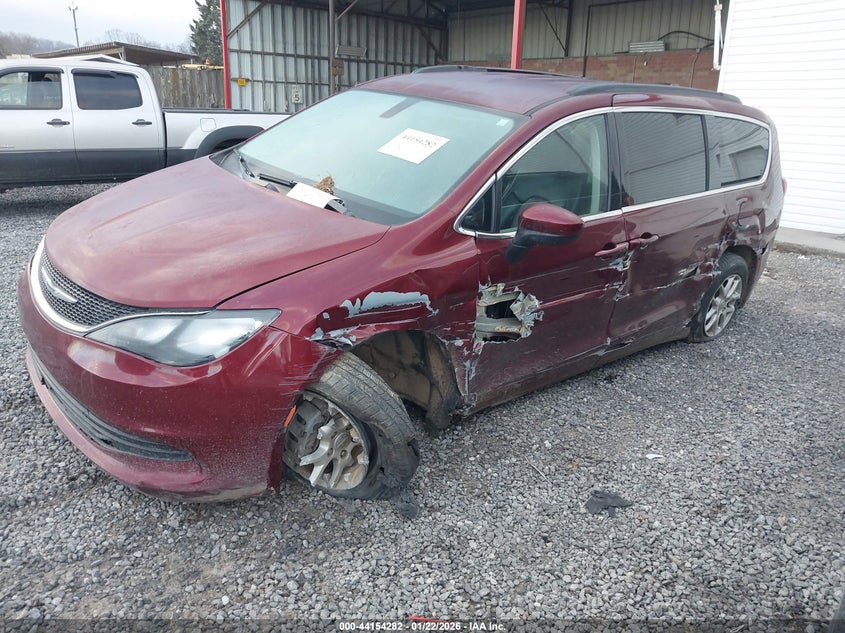2020 Chrysler Voyager Lxi