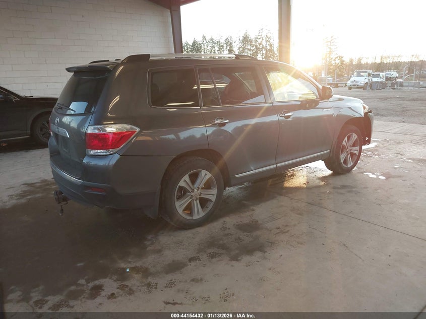 2013 Toyota Highlander Limited V6