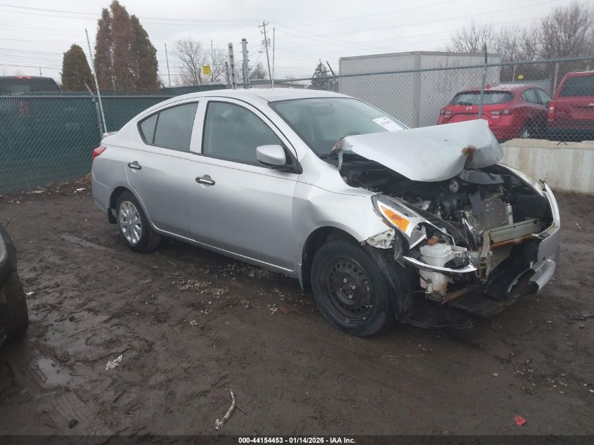 2016 Nissan Versa 1.6 S+