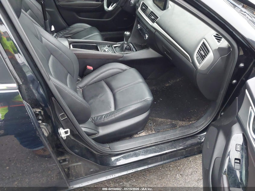 2018 Mazda Mazda3 Touring