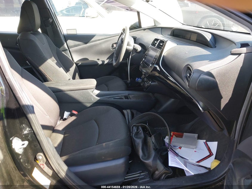 2021 Toyota Prius Le