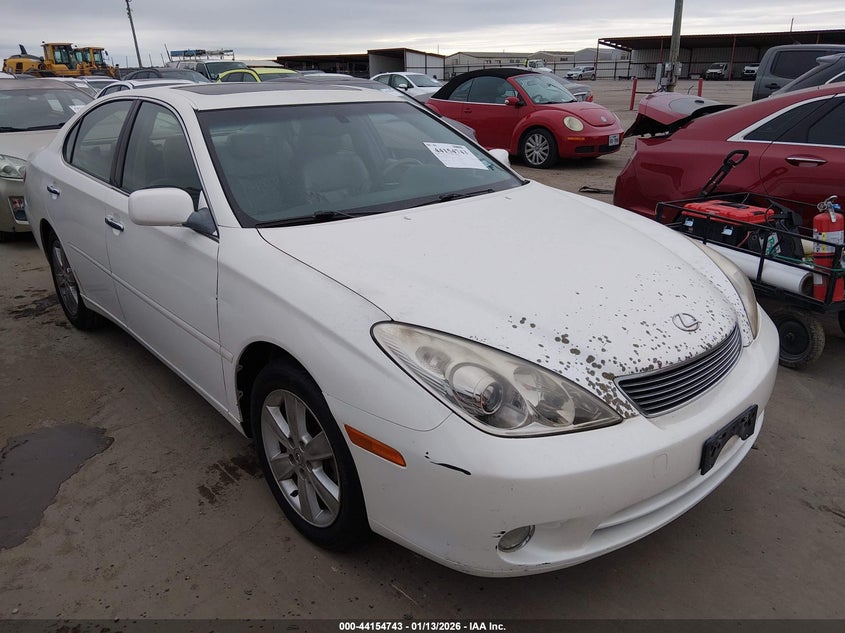 LEXUS ES 330 2005. Lot# 44154743. VIN JTHBA30G155141835. Photo 1