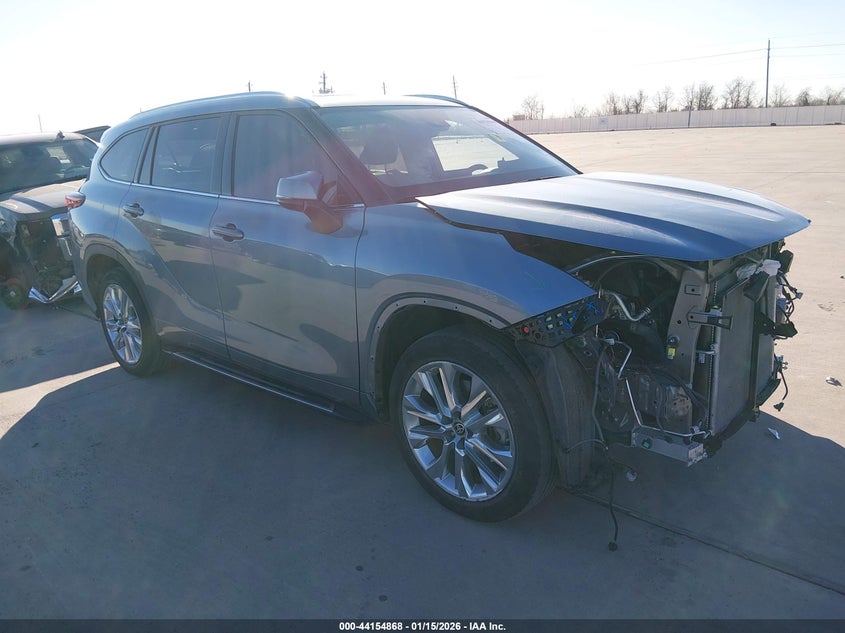 TOYOTA HIGHLANDER LIMITED