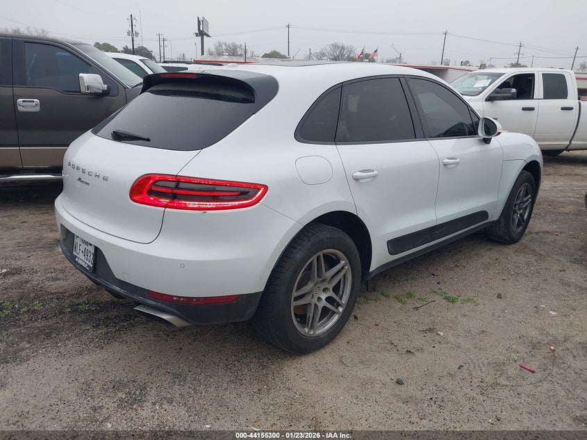 Vin: wp1aa2a52jlb05743, lot: 44651246, porsche macan 20184
