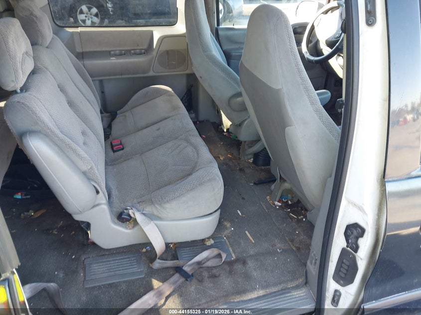 2000 Ford Windstar Lx VIN: 2FMZA5141YBB64673 Lot: 44155325