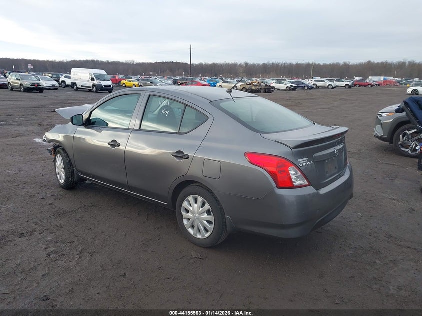 2019 Nissan Versa 1.6 S+