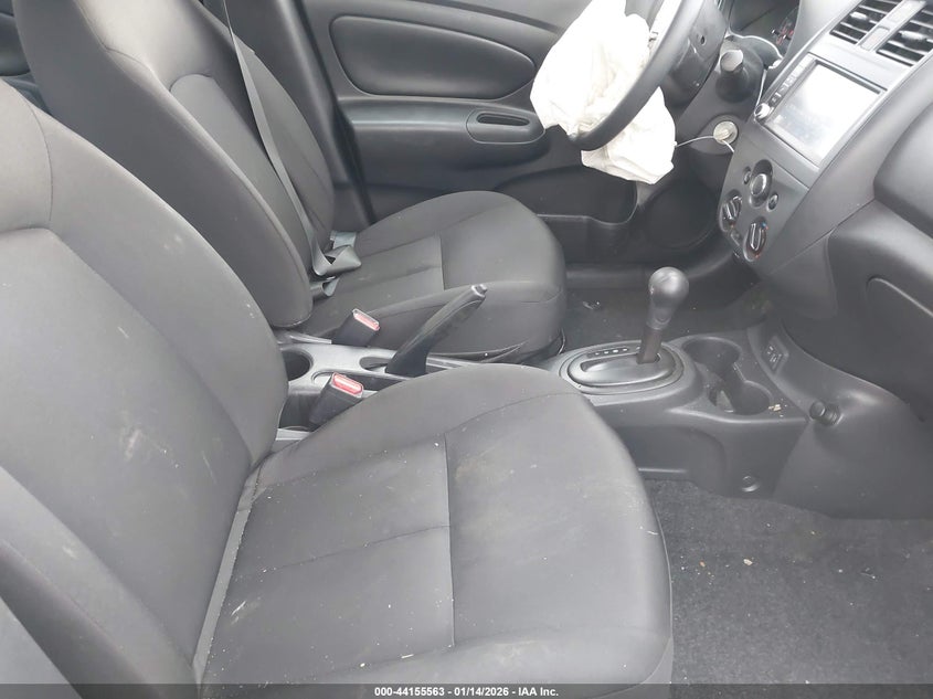 2019 Nissan Versa 1.6 S+