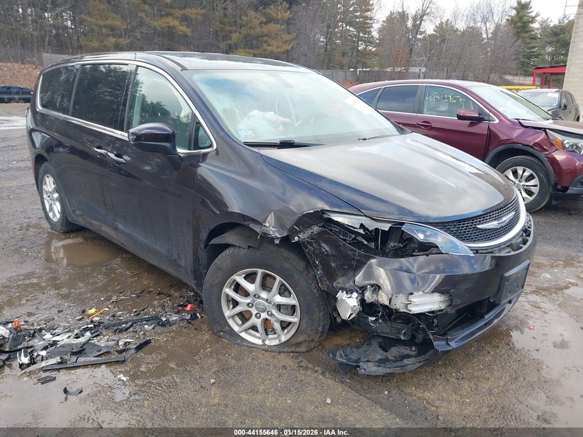 2017 Chrysler Pacifica Touring