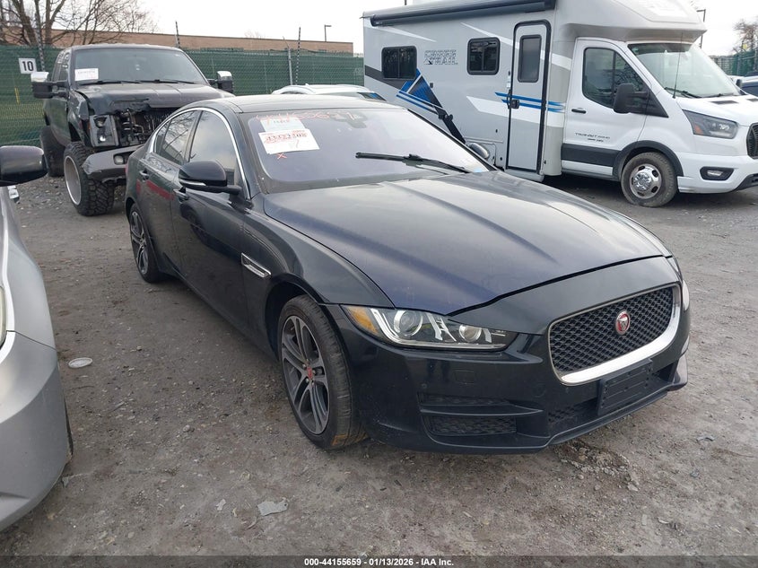 JAGUAR XE 2017. Lot# 44155659. VIN SAJAJ4BV9HA960829. Photo 1