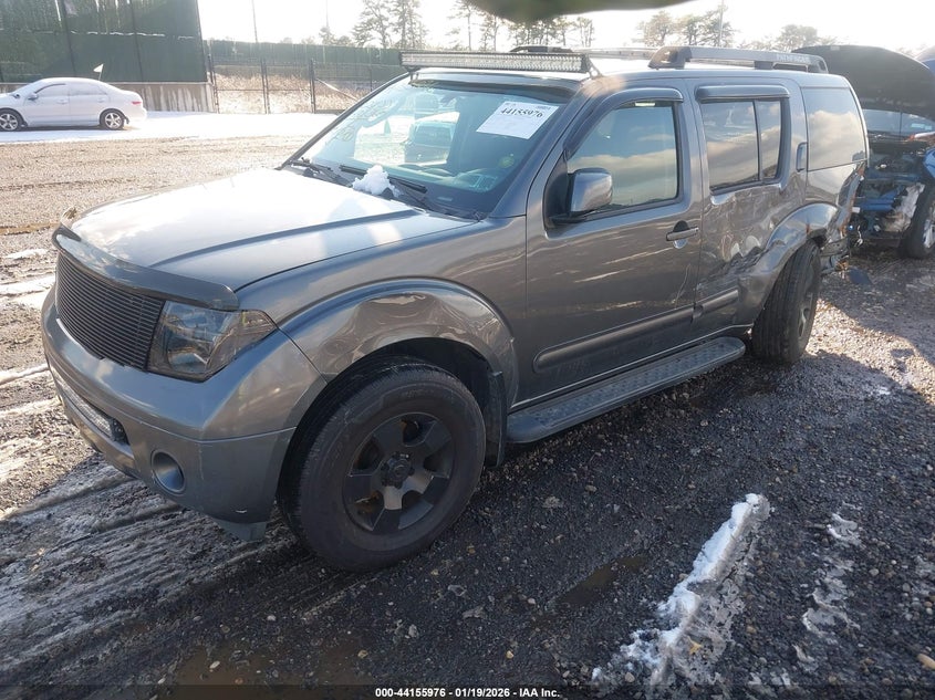 2005 Nissan Pathfinder Se