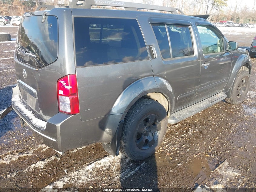 2005 Nissan Pathfinder Se
