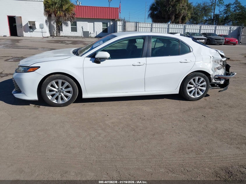 2019 Toyota Camry Le VIN: 4T1B11HK7KU775209 Lot: 44156239
