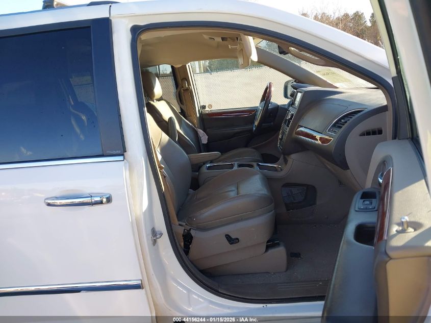 2012 Chrysler Town & Country Limited