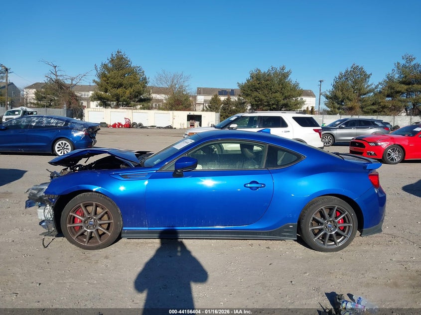 2017 Subaru Brz Limited VIN: JF1ZCAC12H9604333 Lot: 44156404