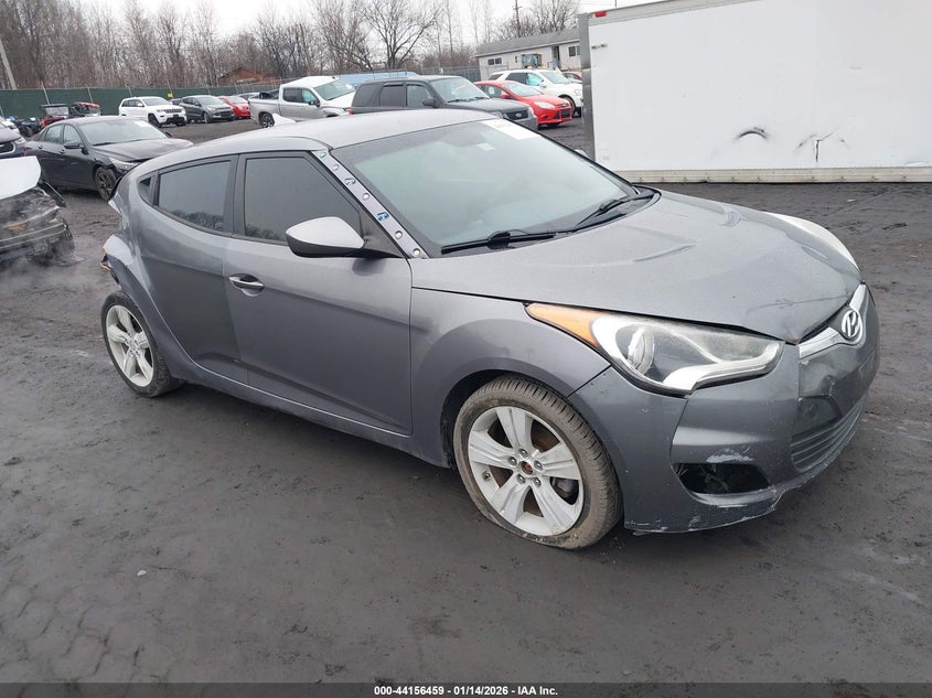 2014 Hyundai Veloster Base W/Black