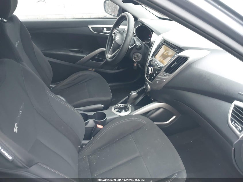 2014 Hyundai Veloster Base W/Black