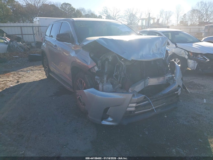 2017 Toyota Highlander Le Plus