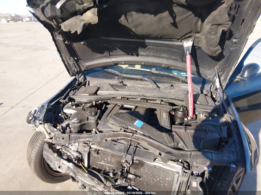 2007 BMW 328I VIN: WBAVA37527NL16886 Lot: 44156589